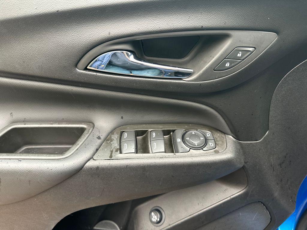 used 2024 Chevrolet Equinox car, priced at $18,987