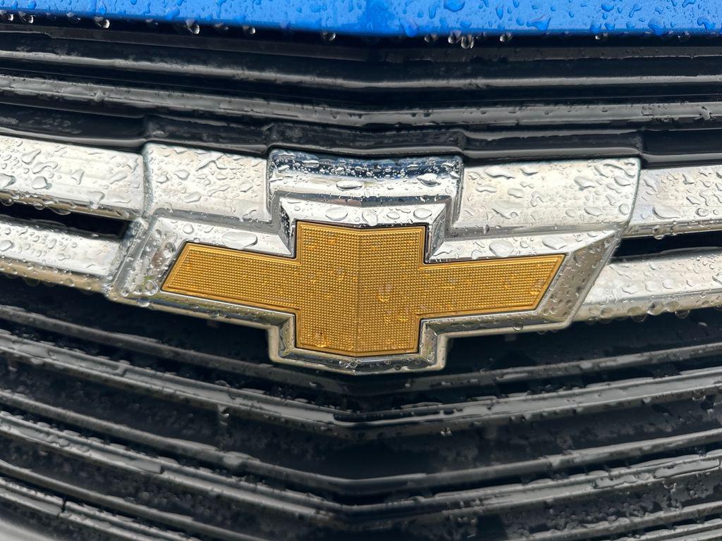 used 2024 Chevrolet Equinox car, priced at $18,987