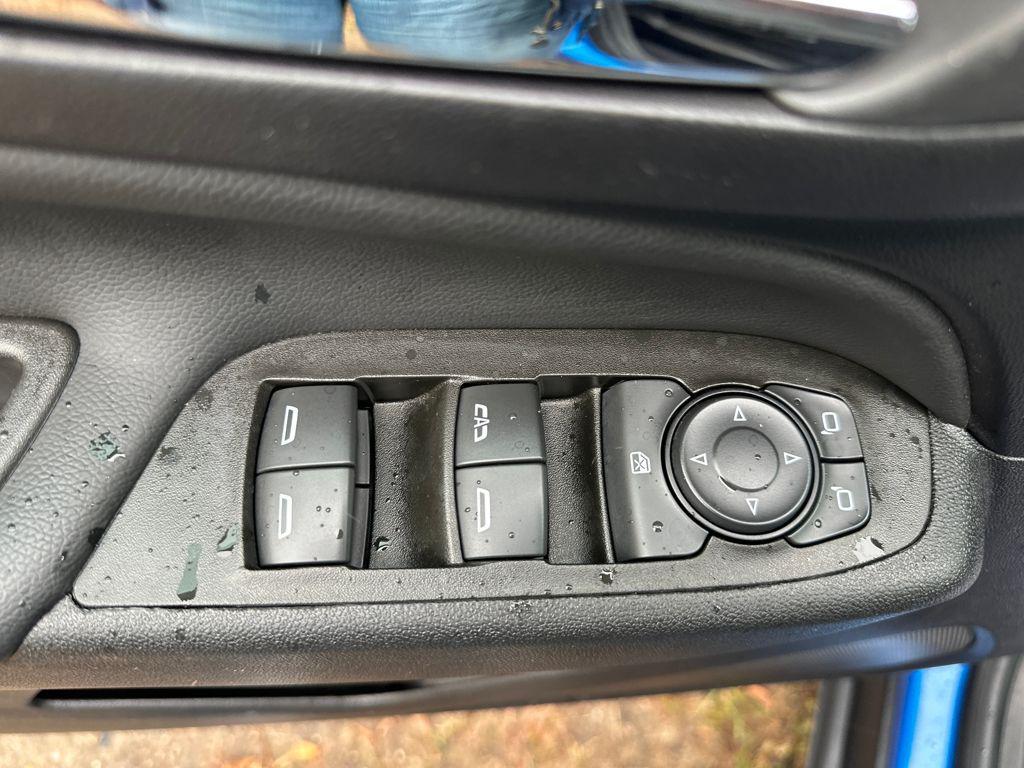 used 2024 Chevrolet Equinox car, priced at $18,987