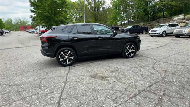 used 2024 Chevrolet Trax car, priced at $22,980