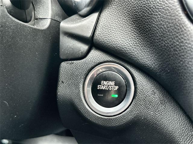 used 2022 Chevrolet Equinox car, priced at $16,999