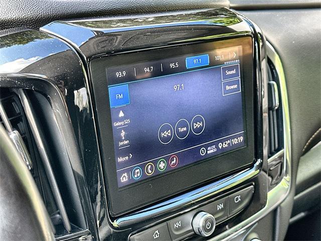 used 2020 Chevrolet Traverse car, priced at $21,399