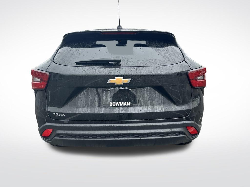 used 2024 Chevrolet Trax car, priced at $20,250
