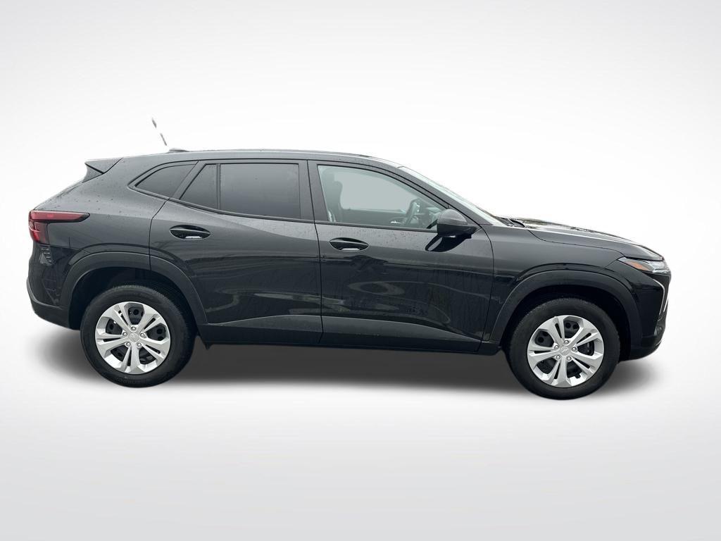 used 2024 Chevrolet Trax car, priced at $20,250