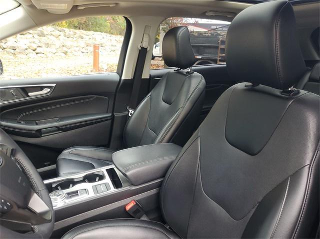 used 2022 Ford Edge car, priced at $21,999