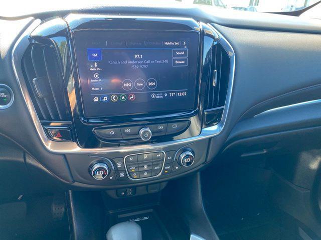 used 2023 Chevrolet Traverse car, priced at $33,999