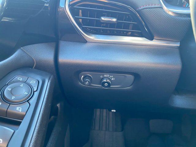 used 2023 Chevrolet Traverse car, priced at $33,999