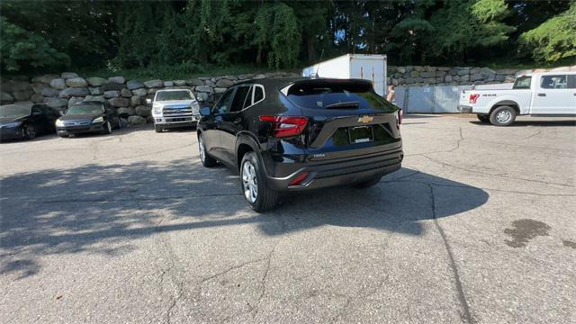 used 2024 Chevrolet Trax car, priced at $20,978