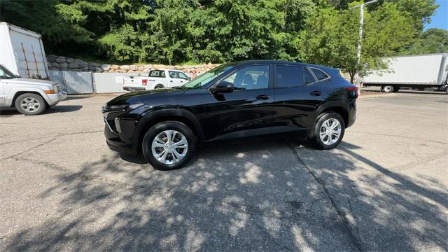 used 2024 Chevrolet Trax car, priced at $20,978