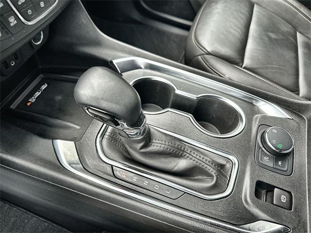 used 2023 Chevrolet Traverse car, priced at $34,999