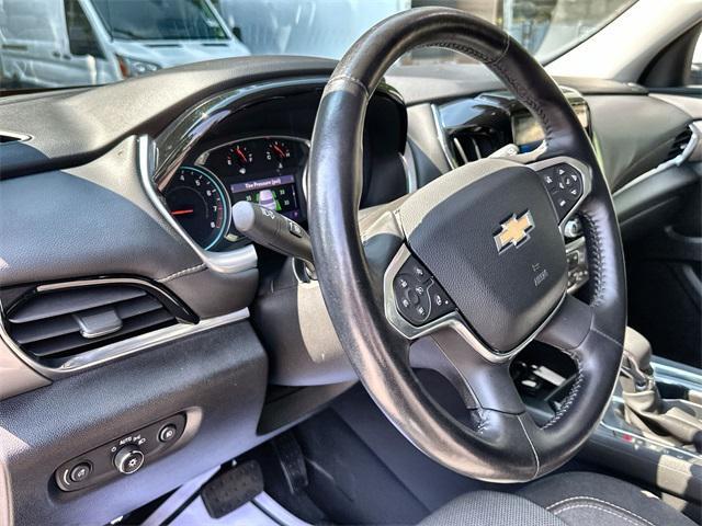 used 2021 Chevrolet Traverse car, priced at $29,300