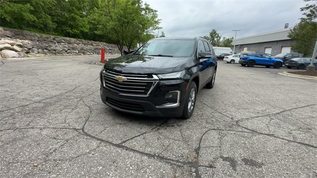 used 2023 Chevrolet Traverse car, priced at $32,451