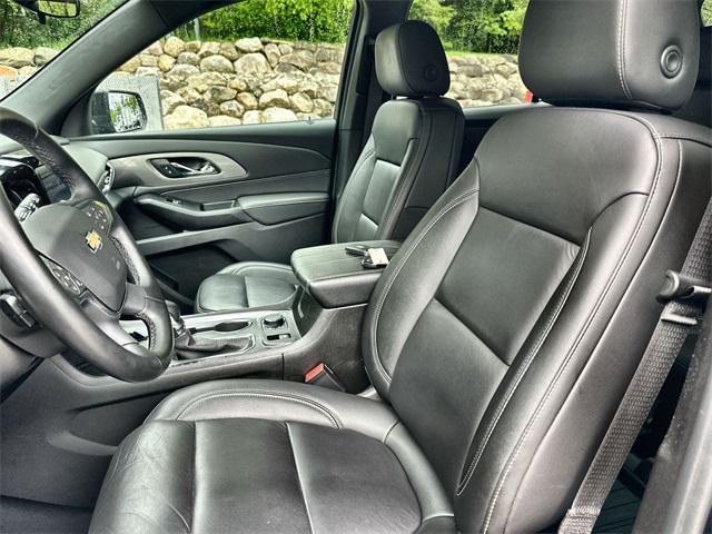 used 2023 Chevrolet Traverse car, priced at $32,451
