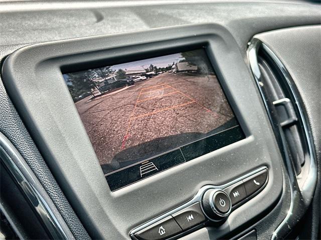 used 2023 Chevrolet Equinox car, priced at $23,304