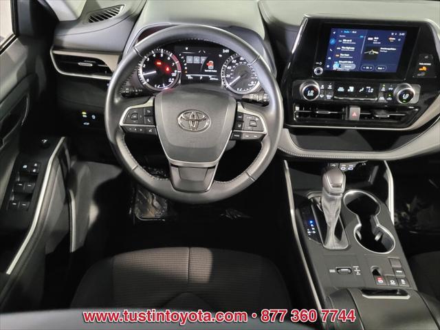 used 2023 Toyota Highlander car, priced at $38,998