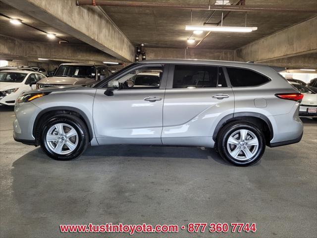 used 2023 Toyota Highlander car, priced at $38,998