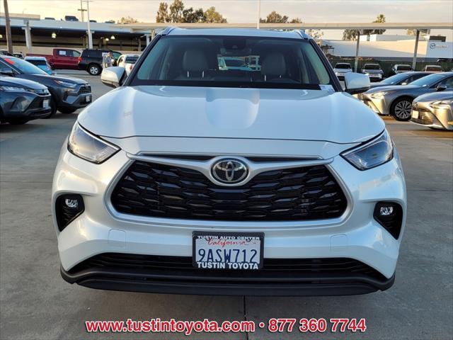 used 2022 Toyota Highlander car, priced at $36,997