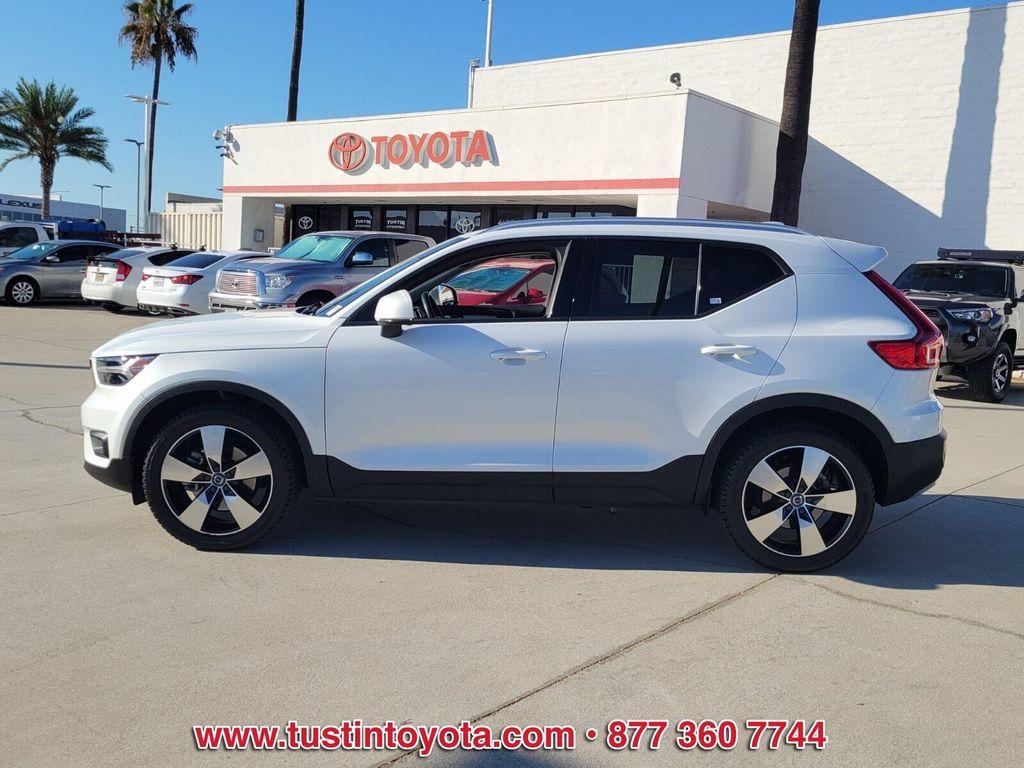 used 2021 Volvo XC40 car, priced at $16,998