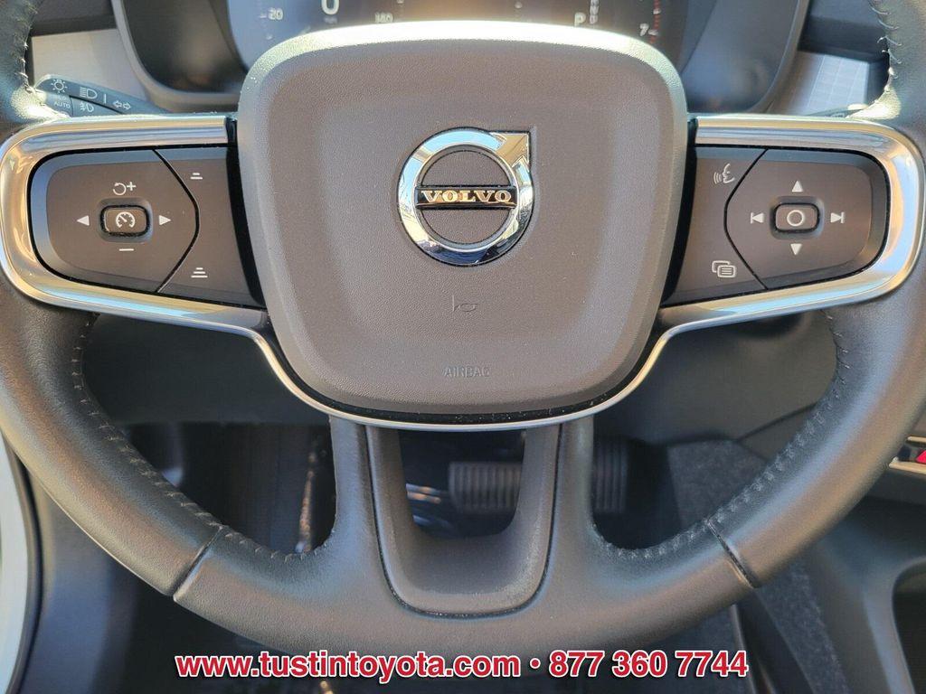 used 2021 Volvo XC40 car, priced at $16,998