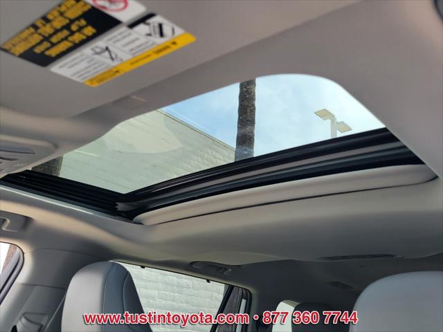 used 2022 Toyota Highlander car, priced at $38,288