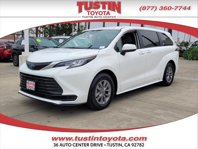 used 2023 Toyota Sienna car, priced at $42,998