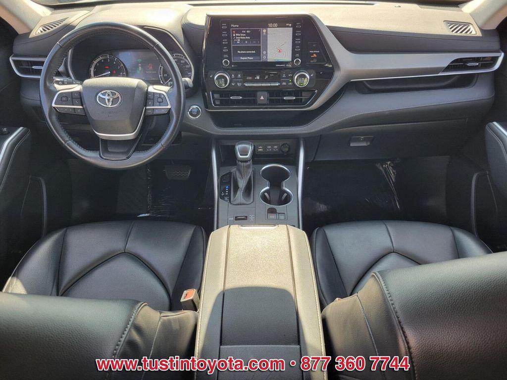 used 2022 Toyota Highlander car, priced at $33,995