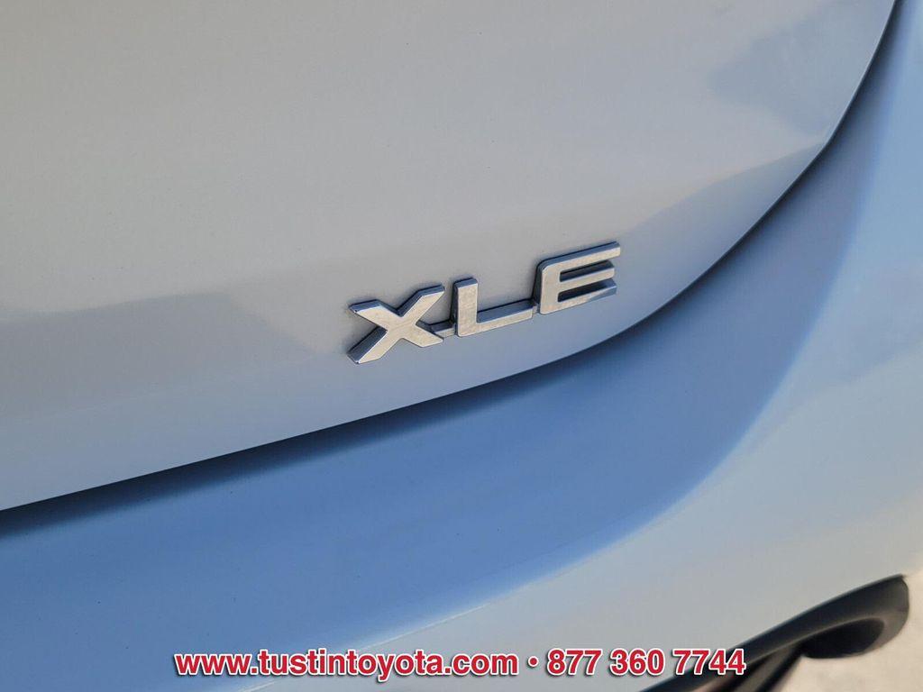 used 2022 Toyota Highlander car, priced at $33,995