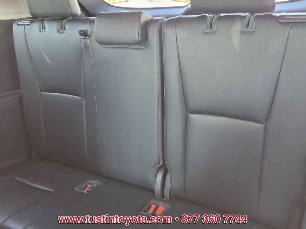 used 2022 Toyota Highlander car, priced at $33,995