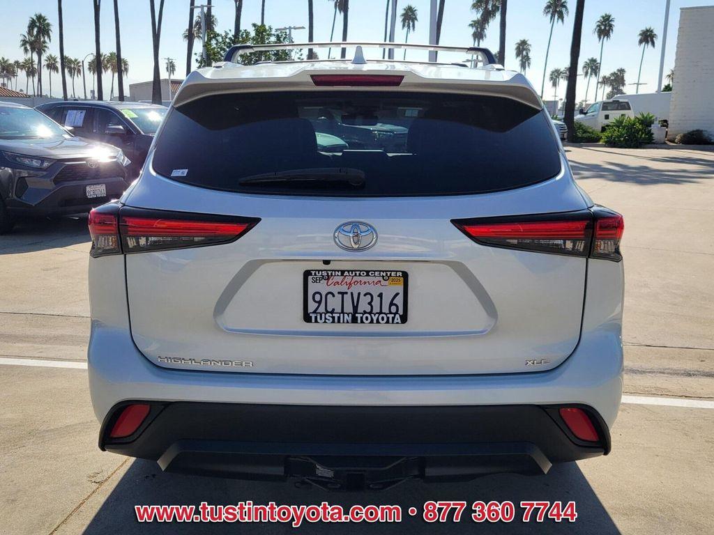 used 2022 Toyota Highlander car, priced at $33,995