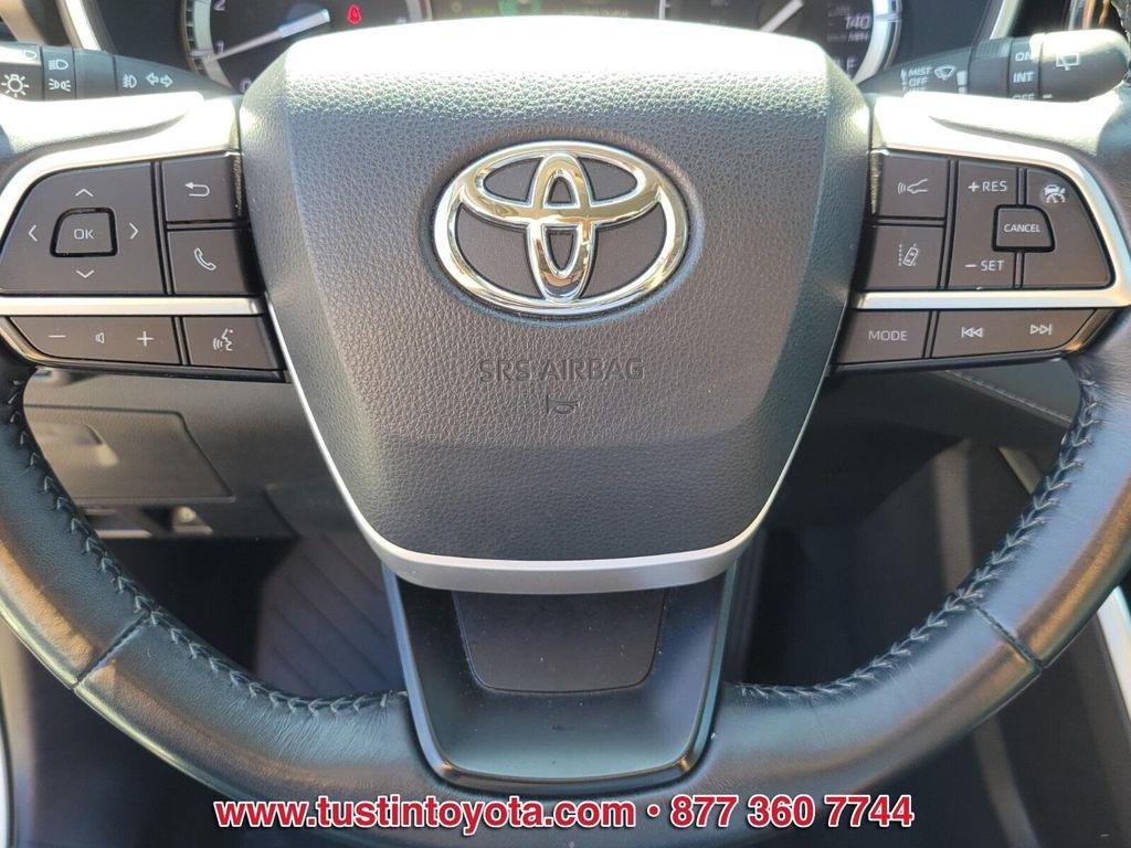 used 2022 Toyota Highlander car, priced at $33,995
