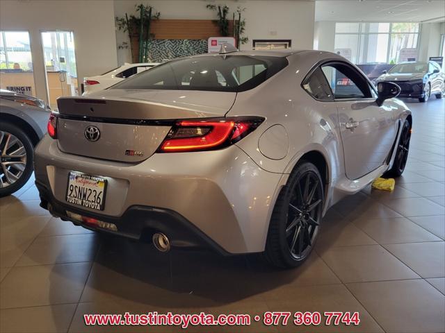 used 2024 Toyota GR86 car, priced at $33,998
