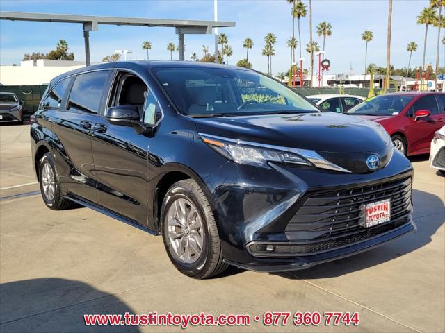 used 2022 Toyota Sienna car, priced at $38,998