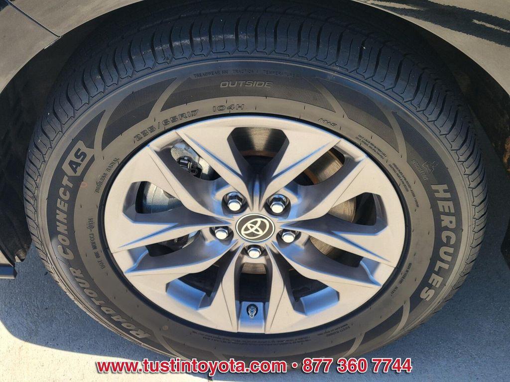 used 2023 Toyota Sienna car, priced at $39,999
