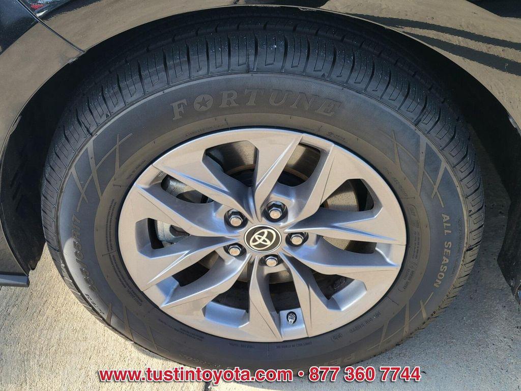 used 2023 Toyota Sienna car, priced at $40,888