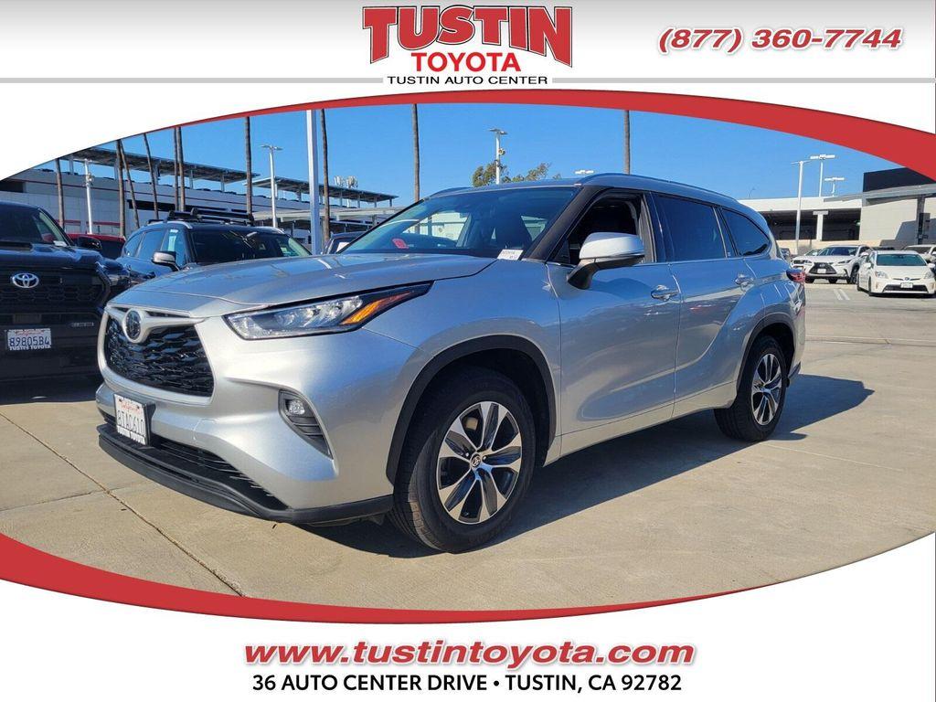 used 2020 Toyota Highlander car, priced at $26,777