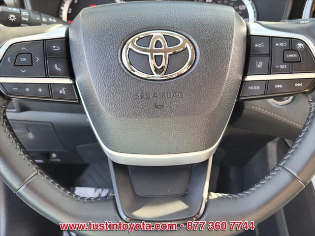 used 2022 Toyota Highlander car, priced at $33,998