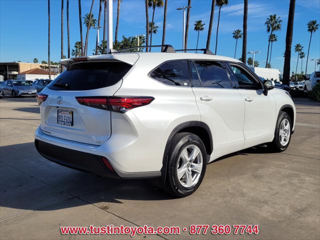 used 2022 Toyota Highlander car, priced at $33,998