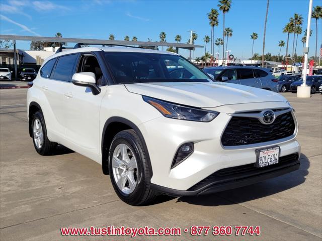 used 2022 Toyota Highlander car, priced at $33,998