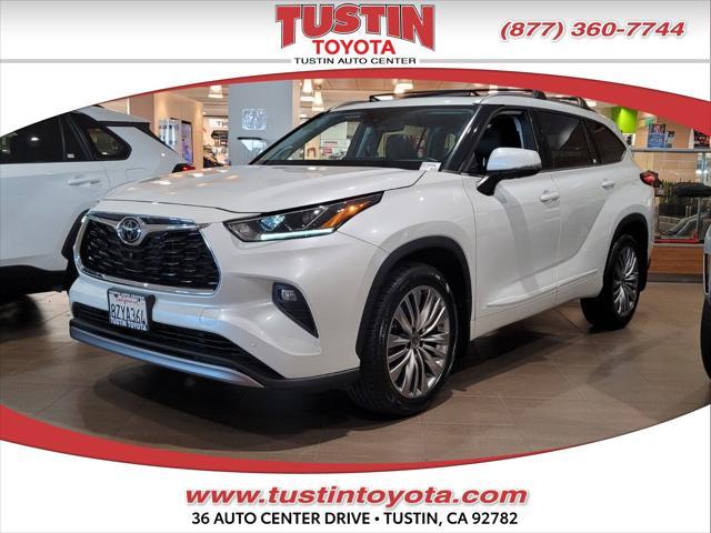 used 2022 Toyota Highlander car, priced at $42,888