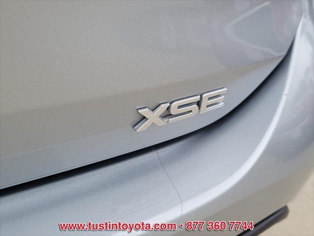 used 2021 Toyota Highlander car, priced at $34,998