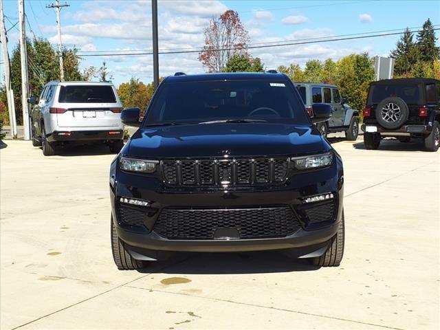 new 2024 Jeep Grand Cherokee car, priced at $48,010