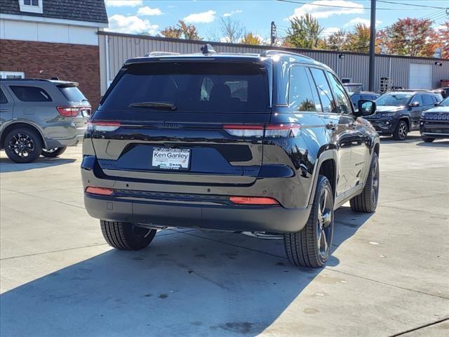 new 2024 Jeep Grand Cherokee car, priced at $48,010