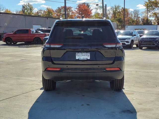 new 2024 Jeep Grand Cherokee car, priced at $48,010