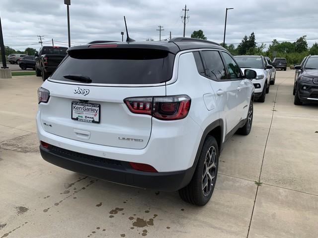 new 2024 Jeep Compass car, priced at $28,031