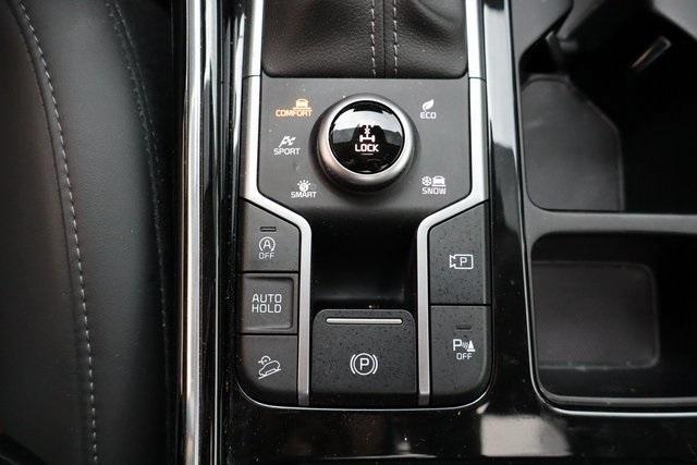 used 2023 Kia Sorento car, priced at $34,900
