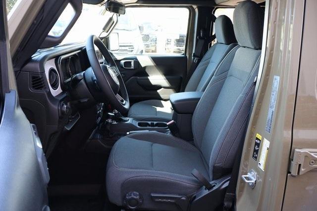 new 2025 Jeep Wrangler car, priced at $49,002