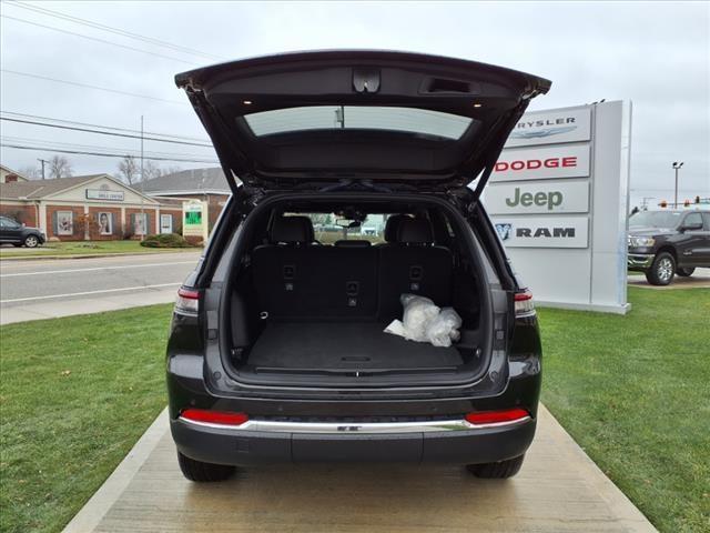 new 2024 Jeep Grand Cherokee car, priced at $43,219