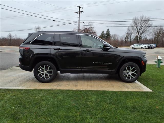 new 2024 Jeep Grand Cherokee car, priced at $43,219