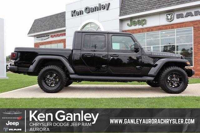 new 2025 Jeep Gladiator car, priced at $45,427