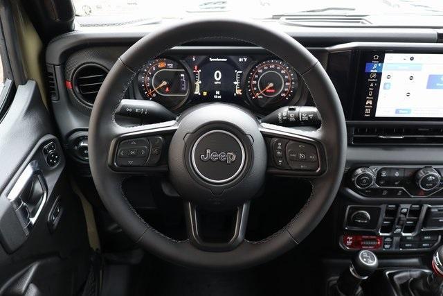 new 2025 Jeep Wrangler car, priced at $52,366